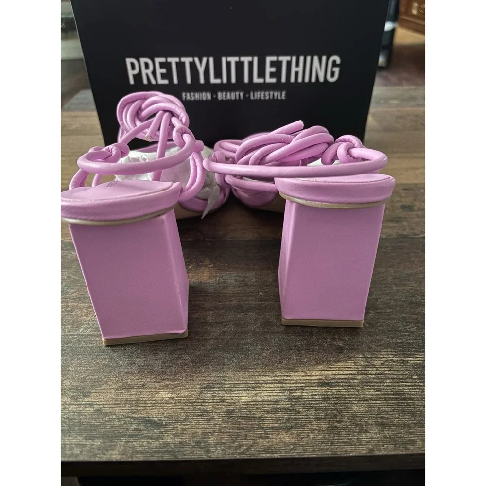 PrettyLittleThing Pink PU Square Toe Strappy Low Block Heel Sandals US 7‎ NEW